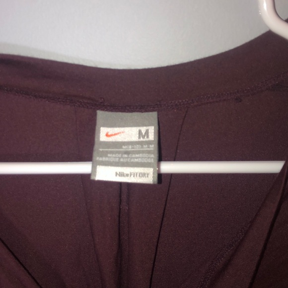 vintage Y2K nikes tee - Picture 5 of 6